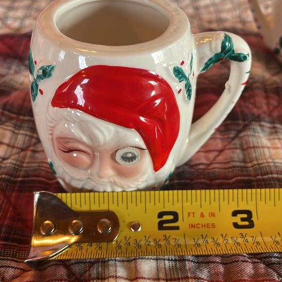 Vintage winking Santa mugs - set of 2 - Picture 8 of 10